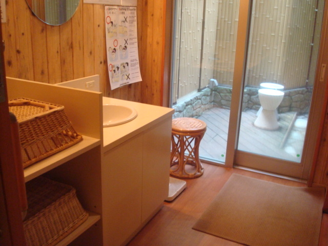 ݐؘIVC̒Eߏ_򗷊ق݂