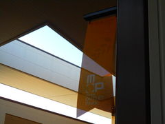 X}C̎OAEgbgp[N ꗳւ̓eʐ^1