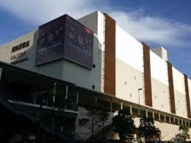 ��^���[���ł�_��}���{�K�[�f���Y