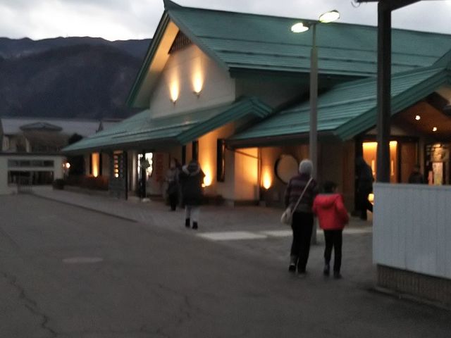 ���������_���̉w�@�Í��`���̗���܂Ɓ@��܂Ɖ���₷�炬��