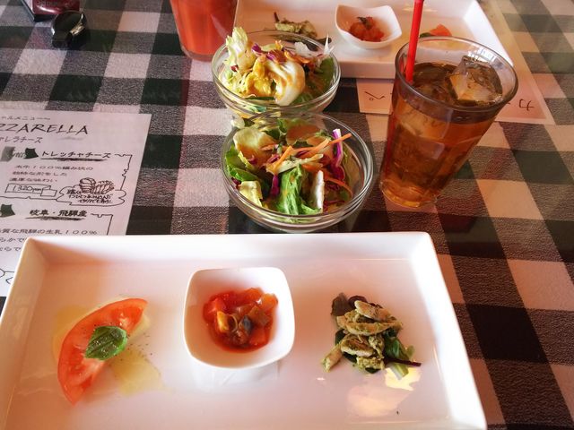 ΂Ȃ䂫䂫̃LeB@R̓eʐ^4