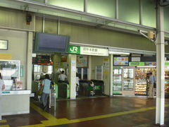 �g�V���[����̂i�q�{���{���w�ւ̓��e�ʐ^1