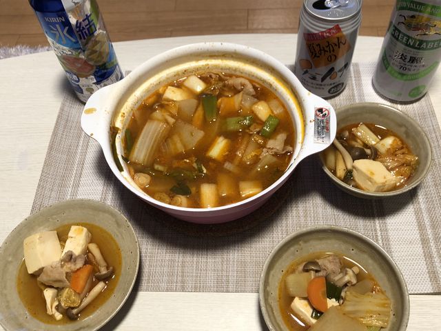 �̌��ɍs�����R�l�ŏW�܂��ē�̎��M�ɂ��܂����I_�y�̊�H�[