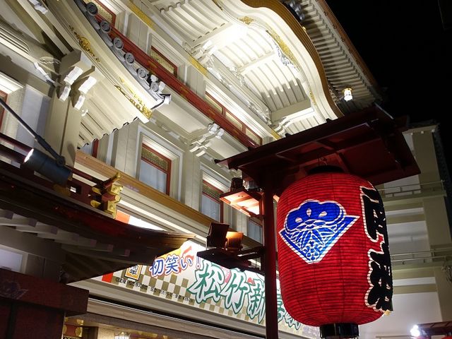 �Y��Ȏp�ł�_���