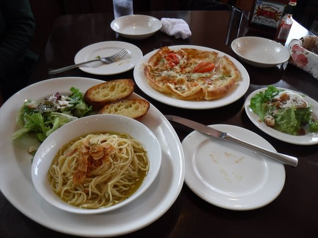 pX^ƃsU_Restaurant DON