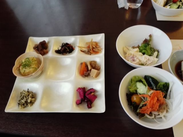 �T���_&���΂񂴂�_�z�e���r�i���I���㗒�R(�R�~���j�e�B������)