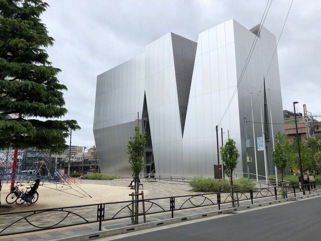 �k�֔��p�ق̊O��_���݂��k�֔��p��