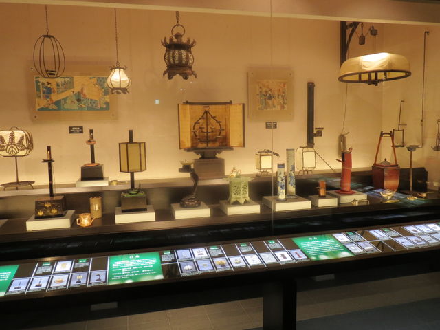 ���{�̓���_�_�˂��Ճ~���[�W�A��