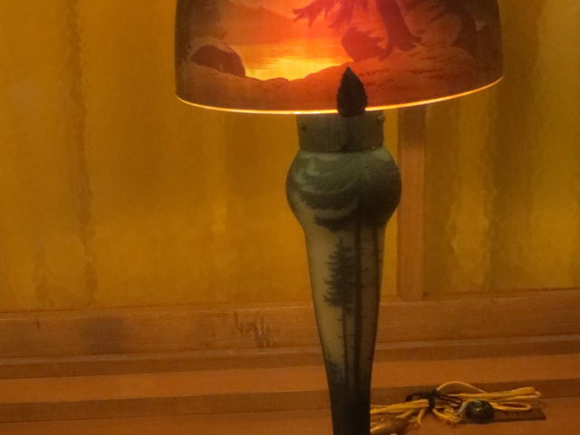 �~�����[�̃e�[�u�������v_�_�˂��Ճ~���[�W�A��