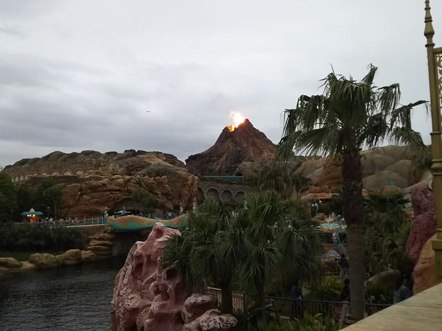 �f�B�Y�j�[�V�[ �ΎR_�����f�B�Y�j�[�V�[(R)