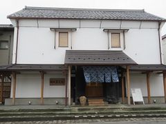 �L������̌��鑠���قւ̓��e�ʐ^1