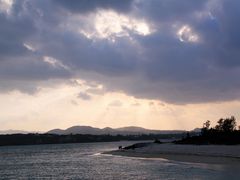 ꂱ̌ÉFr[`ւ̓eʐ^3