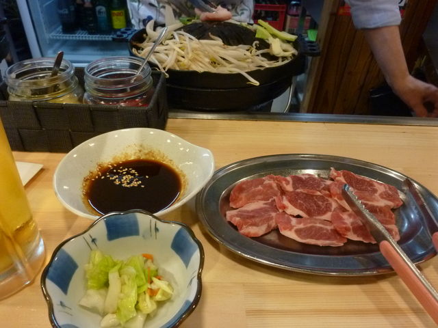 pW[̒YΏĐWMXJ̗ru2K̓eʐ^1