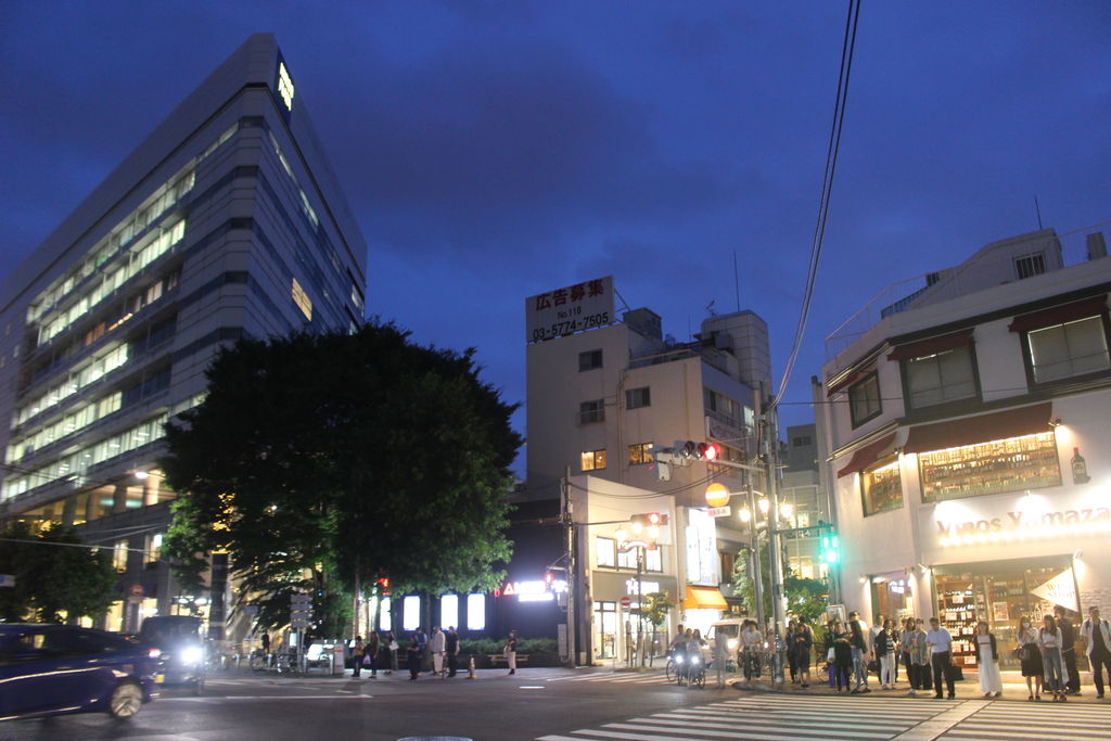 【東京メトロ日比谷線広尾駅】アクセス・営業時間・料金情報