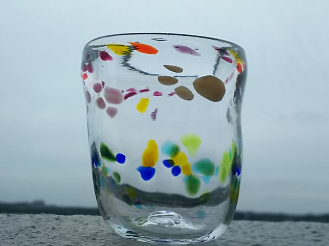 �Q�C�̃y�b�g���C���[�W���ăs���N�ƃJ�t�F�I���F�̑��Ղɂ��܂���_�X�^�W�I�o�N�U�E���X