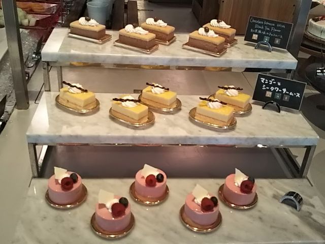 �X�C�[�c_�R�[�g���[�h�}���I�b�g��������z�e��