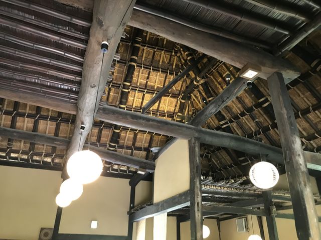 ����Ԃ������X���B�f�G_���Ö�n�k�ό�����