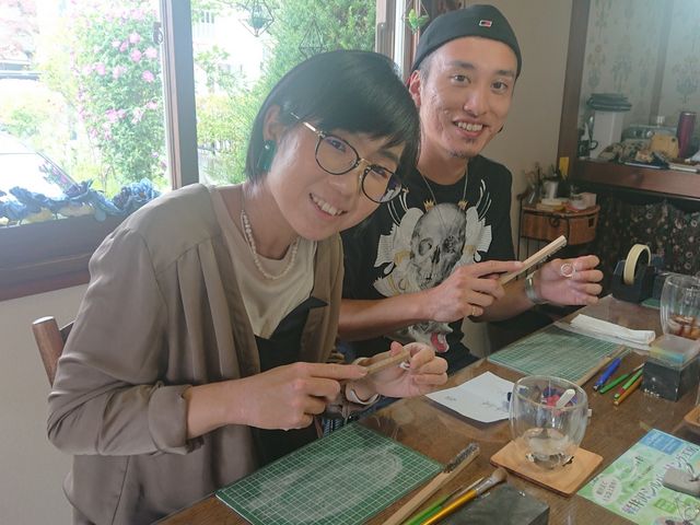 �Ō�A�����L�O�Ƀ`�F�L�̃T�[�r�X������܂��B_�y���u���C�_�����Z���^�[