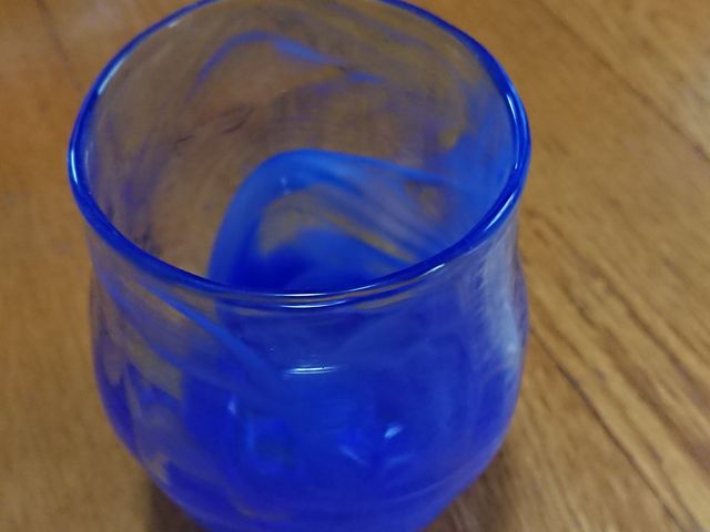 �u���[�Ɣ�(�u���[����)��
���܂����B
�v���Ă����悤�ɏo���܂����B

_�K���X�H�[�@Bluemoon