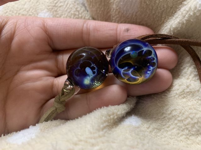 ���q�̎�̂Ђ�ɏ悹��_�ɐ��Ɏq