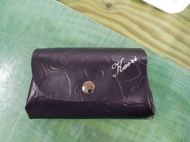 �͂��A�o���オ��̊O�ςł��B���Ƀn�[�g�}�[�N�̉����^�����ƃl�[���̓V���o�[�̈���ɂ��܂����B_���΂�H�[�@�V��