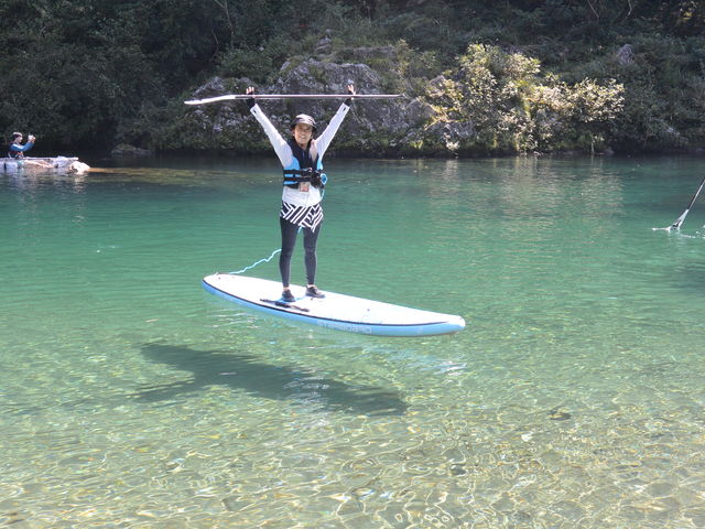 ���H�A�C�������̐��^�����̋󒆕��V�̂悤�Ȏʐ^_�m����A�E�g�h�A�Z���^�[