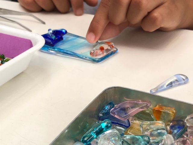 �q�ǂ����^��_�K���X�H�[�@Bluemoon