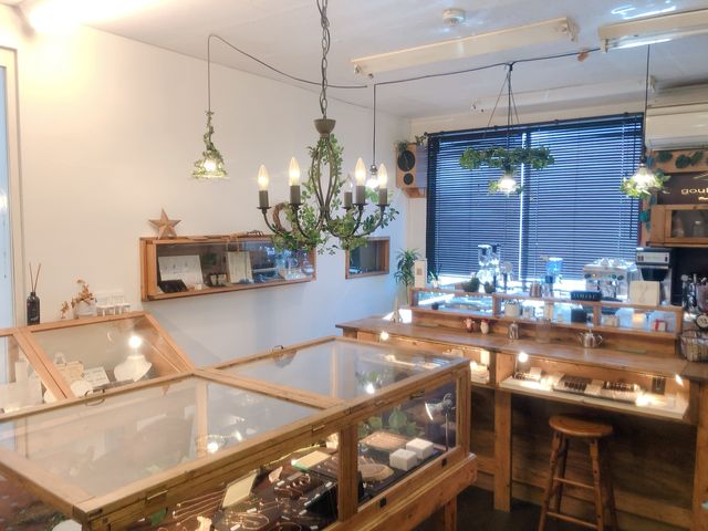 ���X�̒����ƂĂ��Y��ł����B_�X�̒�������gouttedor