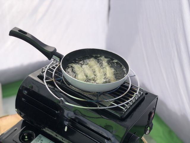 ���n�Ń��J�T�M�̓V�Ղ��g���Ă��܂��B_Raft&Crew Outdoor Company.(���t�g�A���h�N���[)