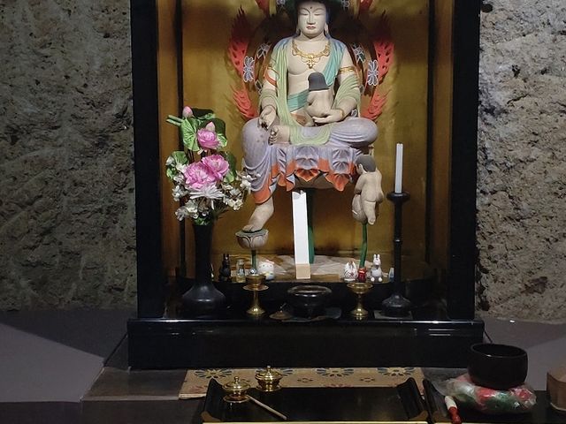 �O���΂̊�R�����蔲�������A�̒��̕����͔������p�����Ă���_�ߒJ��