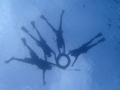 ���イ����̃}�����N���u Gigi�ւ̓��e�ʐ^1