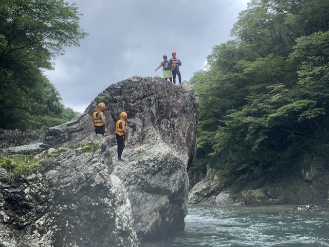 q8m̔򍞂_tHXgEH[^[@݂Ȃ݃x[X