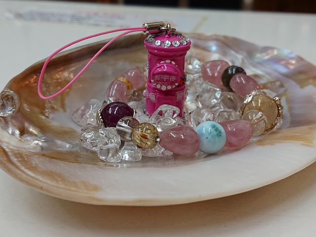 �u���X���b�g�̃S�����؂�Ă����̂ŁA�s���N�|�X�g�̃X�g���b�v���쒆�A�X���ɁA�C�����˗����܂����B_�u���Ƃ肦gtp�v ���]������