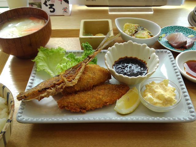 񂱂ނ̑NƎYn ƂR̓eʐ^1