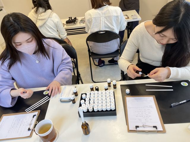 �����̍D���ȍ����I��ł����3�ɍi���Ă܂�_Conny Aroma (�R�j�\�A���})