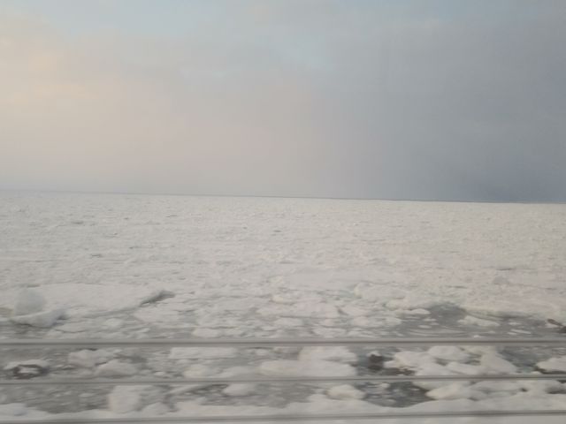 �ԑ�����������̌i�F�A_�I�z�[�c�N�C�̗��X