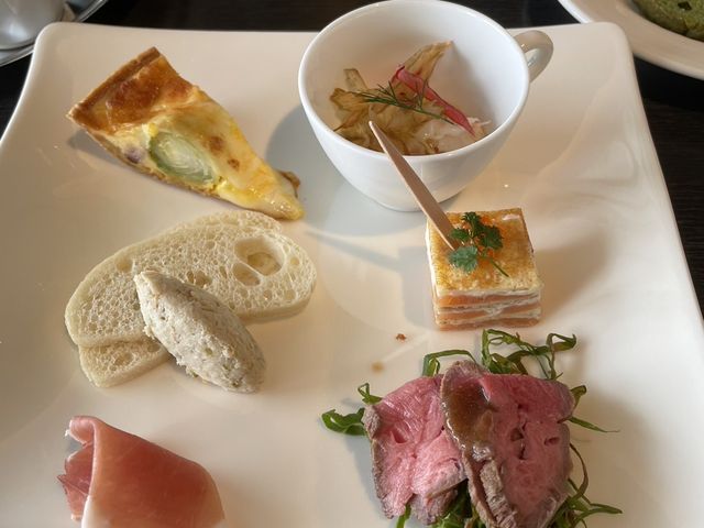 �Z�C�{���[_�I�e���O���[�W��