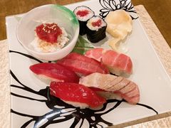 䂤̓쉷Δىւ̓eʐ^2