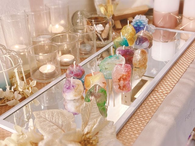 3�l�ō�����L�����h���ł��B�t�H�g�X�|�b�g������A������ŎB�点�Ă��������܂����B_nocturne candle