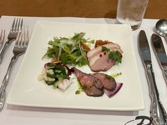 cɂ̃oX͂̂тԂ̌؃A[ozeւ̓eʐ^1