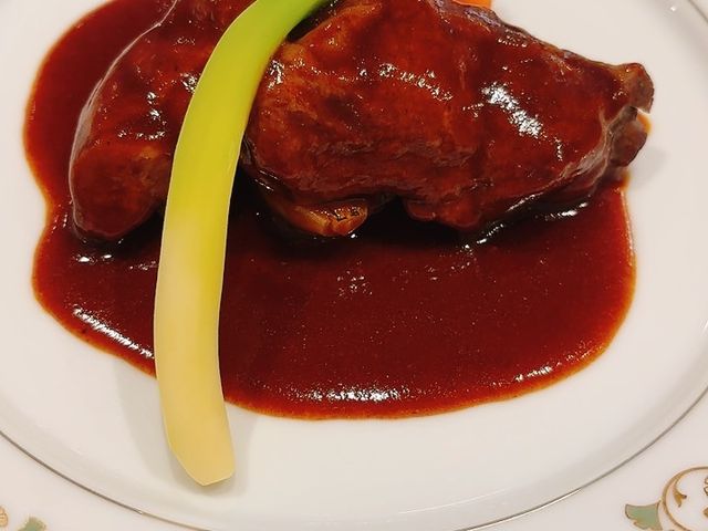 �{���̐ԃ��C���ύ���_�z�e���I�[�N�������x�C