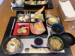 �������񂳂�̍����r�N�A�K�[�f���ւ̓��e�ʐ^1