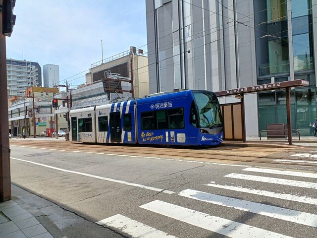 �r�c�������q���񂻂΂́A�◯������n�S�ɏ�Ԃ��x�R�w�Ɉړ��A_���Ƃ��Ǝs��Ƃ�}���V�F