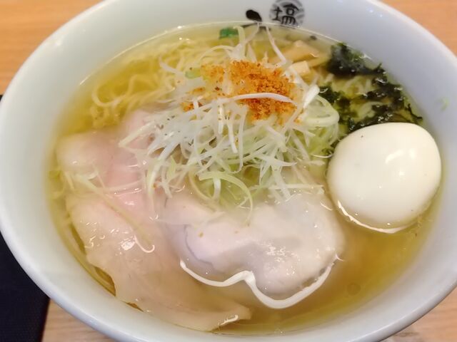 �g������̉����@�Ђ邪���@�����w�X�̓��e�ʐ^1