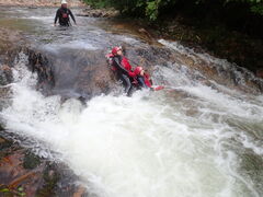 pb`Team Adventureւ̓eʐ^1