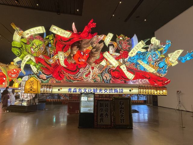 展示のねぶた_ねぶたの家 ワ・ラッセ