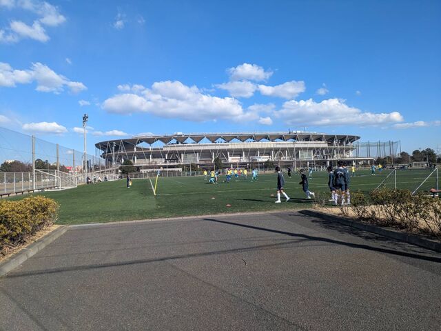 �t�N�A���̎���̓O���E���h���������񂠂�_�t�N�_�d�q�A���[�i�i�t�N�A���j