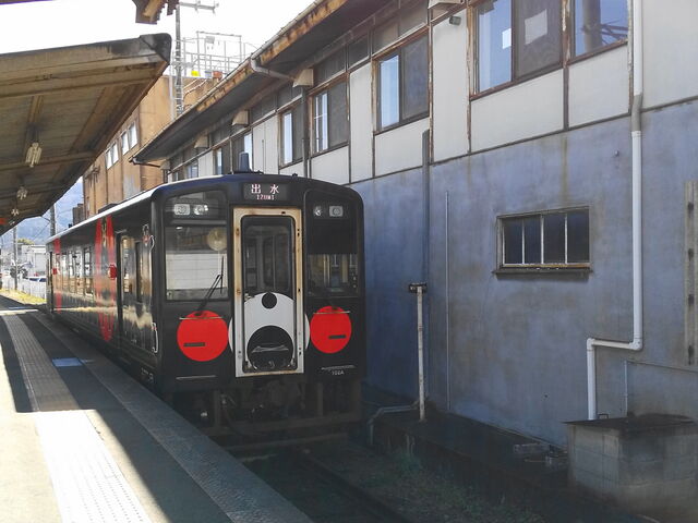 �P�q�ł̉^�s�ł�_��F����񂶓S��