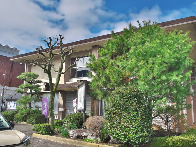 sklfh̋g䋽yق̓eʐ^1