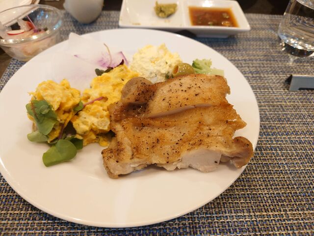 ̃[KCzeL _CjO I[̓eʐ^6